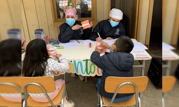 Alumnos de la Facultad de Odontología 