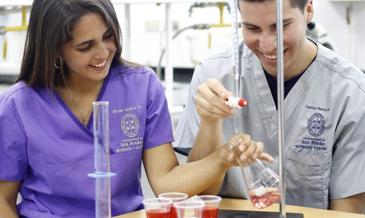 Certificación Nutrición y Dietética