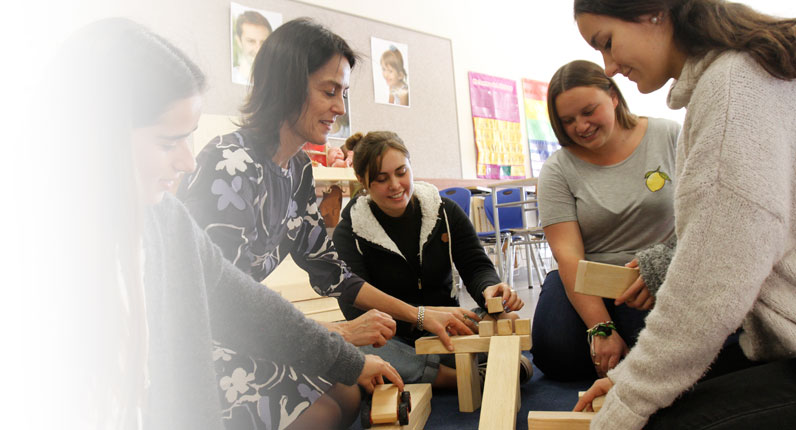 <h3>mantente al d&iacute;a<br />
<span>con tu carrera</span></h3>
<p>D&eacute;janos tus datos para mantenerte informado sobre las novedades de la carrera de Educaci&oacute;n de P&aacute;rvulos, nuestros eventos, talleres pr&aacute;cticos y sobre todo lo que necesitas saber del proceso de Admisi&oacute;n 2026.</p>