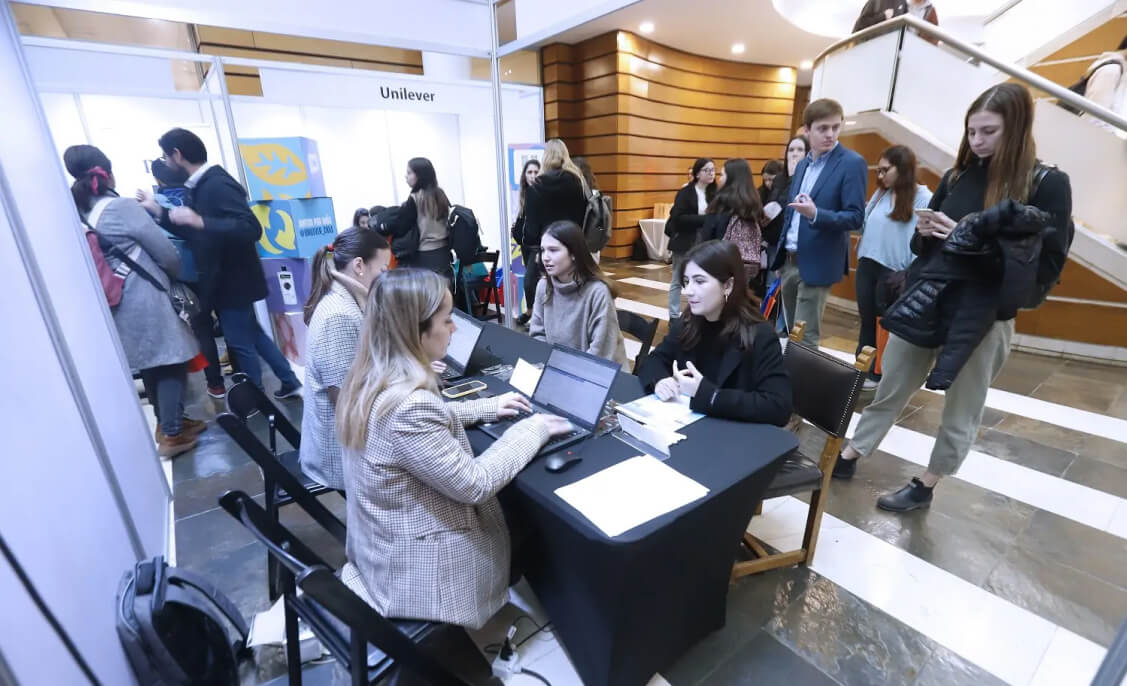 Feria Laboral Alumni UANDES 2023